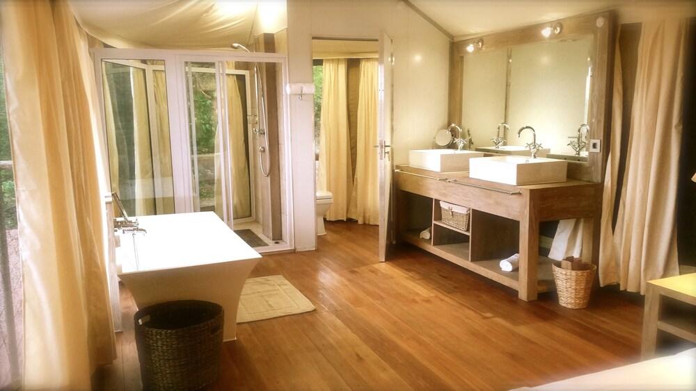 Nambwa Tented Lodge Kongola Eksteriør billede